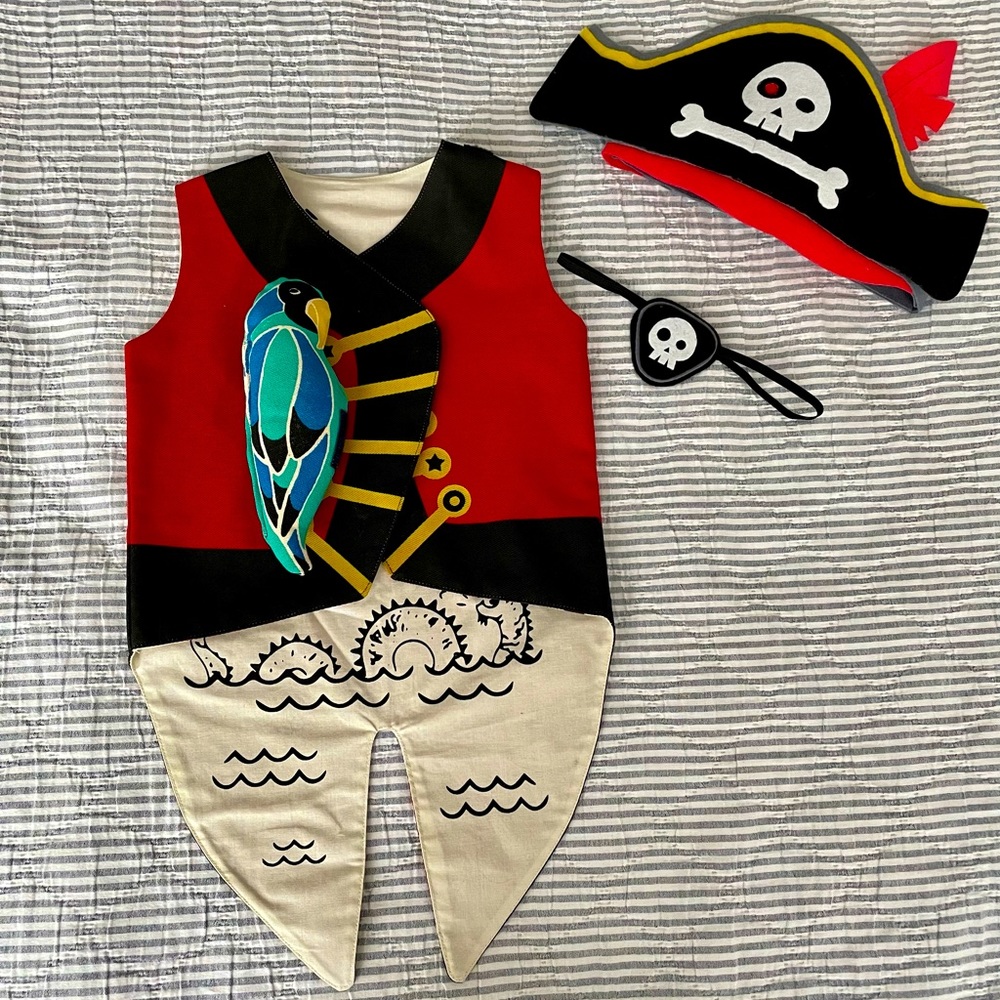 Pirate Costume 3-5T